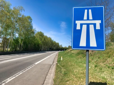 Début d’une autoroute.