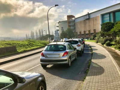 Zonder reden te traag rijden mag niet.